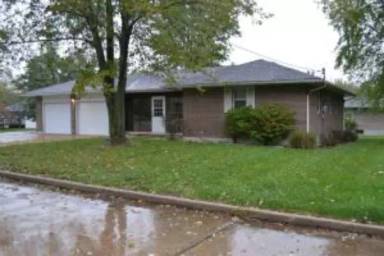 Main picture of 407 Meadowmere Dr