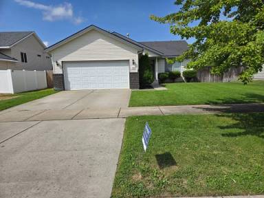 Main picture of 2789 N Ivy Ln