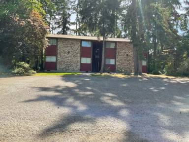 Main picture of 1027 W 18th St