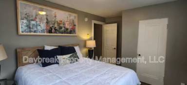 Main picture of 1258 10th St N