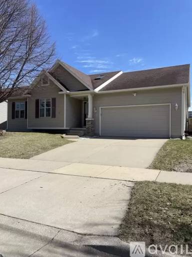 Main picture of 921 Tony Dr