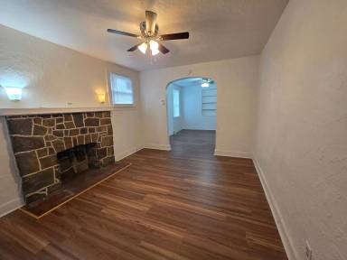 Main picture of 703 Waddell Ave