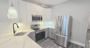 Main picture of 5233 Chancellor St