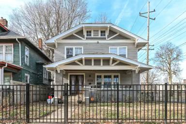 Main picture of 3368 Washington Blvd