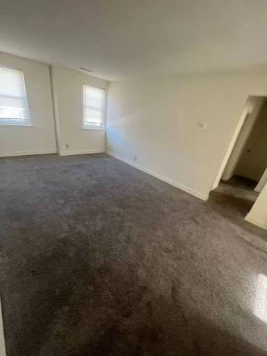 Main picture of 1701 Sherwood Ave