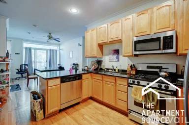Main picture of 3739 N Sheffield Ave