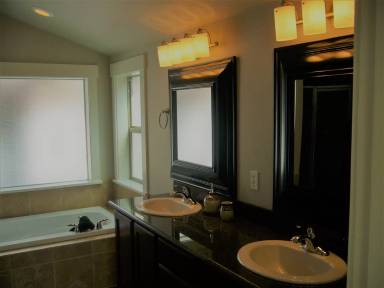 Main picture of 2038 NW 63rd St