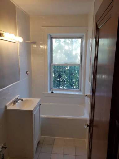 Main picture of 157 Lafayette St