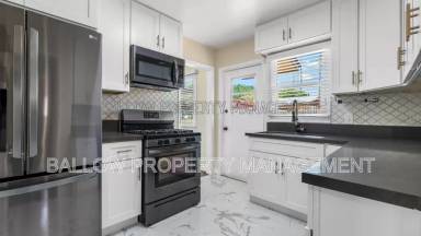 Main picture of 457 Smith Ave