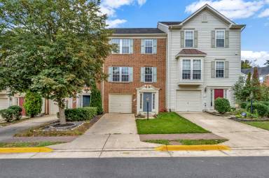 Main picture of 8068 Horseshoe Cottage Cir