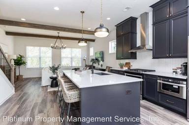 Main picture of 2447 Folly Ln SE