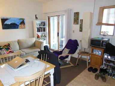Main picture of 16 Evergreen Sq