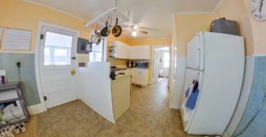 Main picture of 40 Zeandale Rd