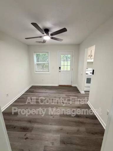 Main picture of 732 S Candler St