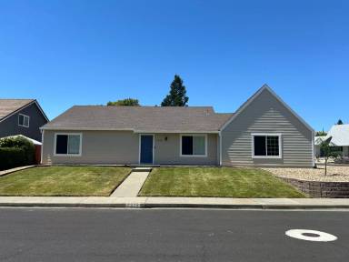 Main picture of 2813 Vista Palomar