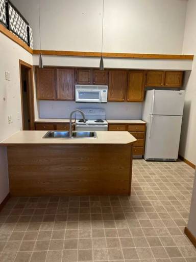 Main picture of 311 Main Ave