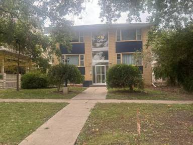 Main picture of 1711 D St