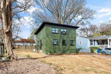 Main picture of 210 Lincoln Ct