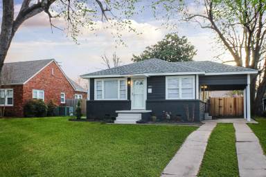 Main picture of 1907 S Jamestown Ave