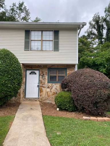 Main picture of 2490 Hidden Cove Ct