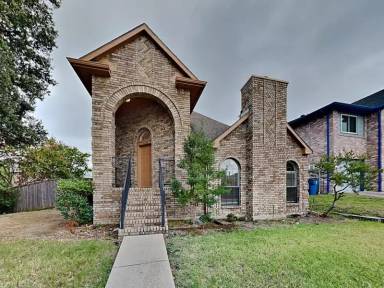 Main picture of 1400 Ridgecreek Dr