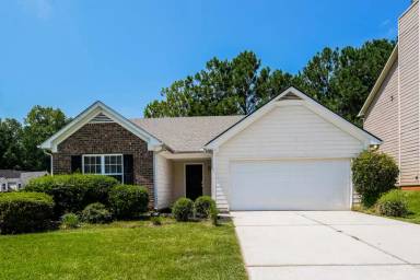 Main picture of 310 Lakeside Pt