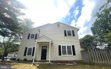 Main picture of 45753 Church Dr