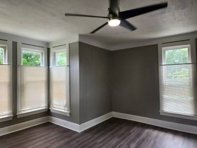 Main picture of 646 Columbus St