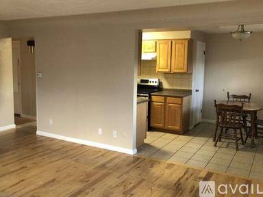 Main picture of 1534 W 34th Ave