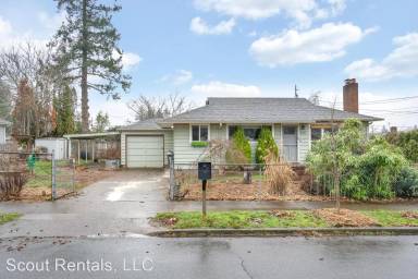 Main picture of 4150 SE 102nd Ave