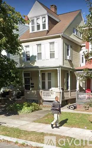 Main picture of 307 N Hartley St