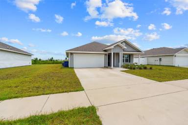 Main picture of 6416 Bellavia Ln