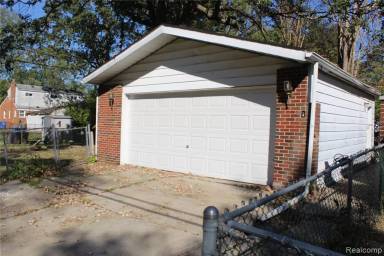 Main picture of 29760 Birchwood St