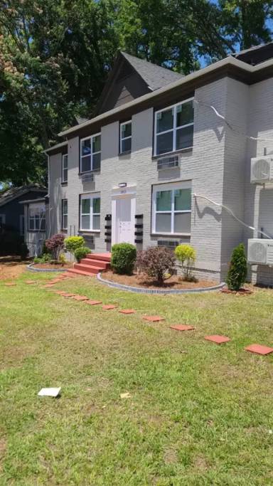 Main picture of 1415 Madison Ave