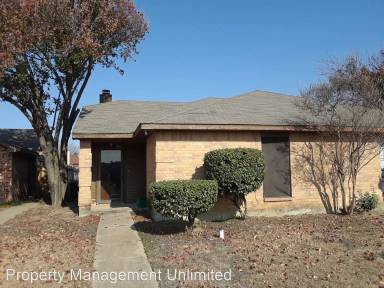 Main picture of 520 Stonehenge Dr