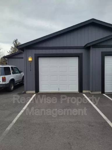 Main picture of 2458 SW 23rd St