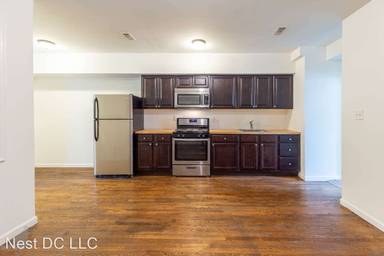 Main picture of 1255 Raum St NE
