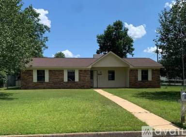 Main picture of 2800 Nottingham Way
