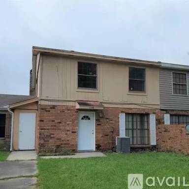 Main picture of 120 Allen Ave