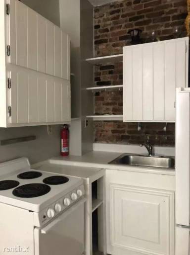 Main picture of 40 Anderson St