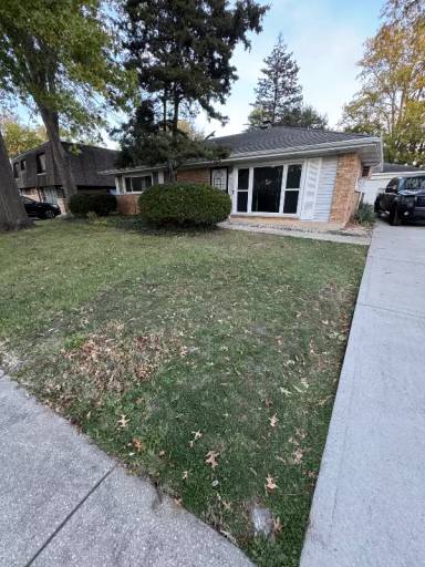 Main picture of 437 Navajo St