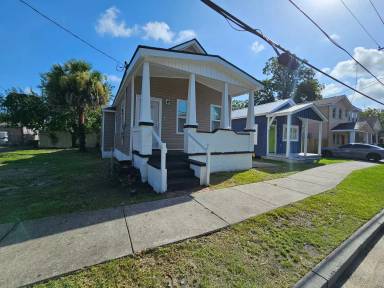 Main picture of 1112 E Bolton St