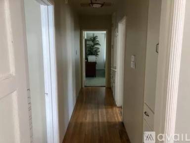 Main picture of 227 W 64th Pl