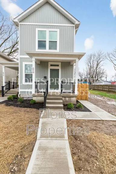 Main picture of 698 S 22nd St