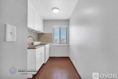 Main picture of 228 W Carson St