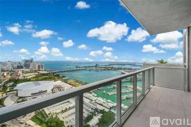 Main picture of Vizcayne North