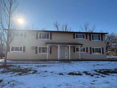 Main picture of 813 Elm St