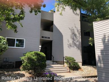 Main picture of 7235 N Lakeside Ct