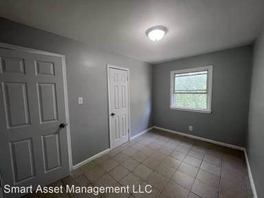 Main picture of 5472 N Long Island Dr
