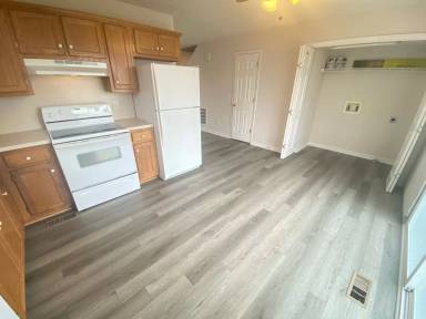 Main picture of 708 Vincent Cason Ave